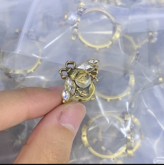 Gucci ring