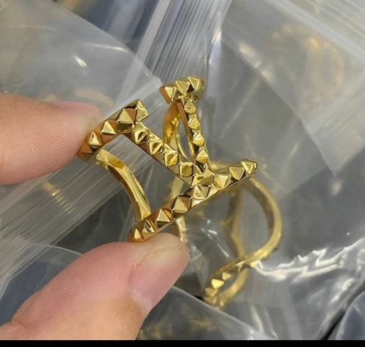 Valentino ring