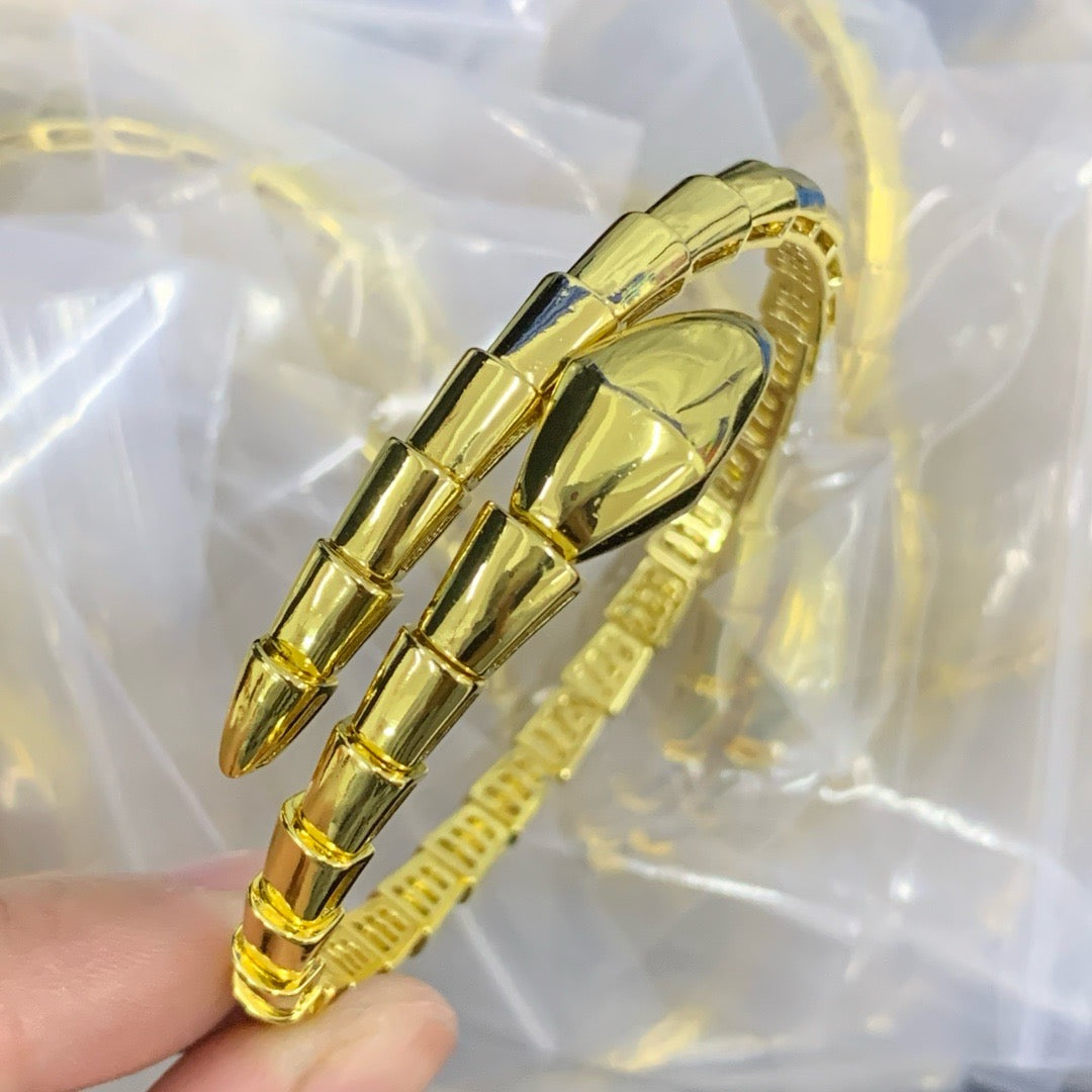 Bvlgari bangle