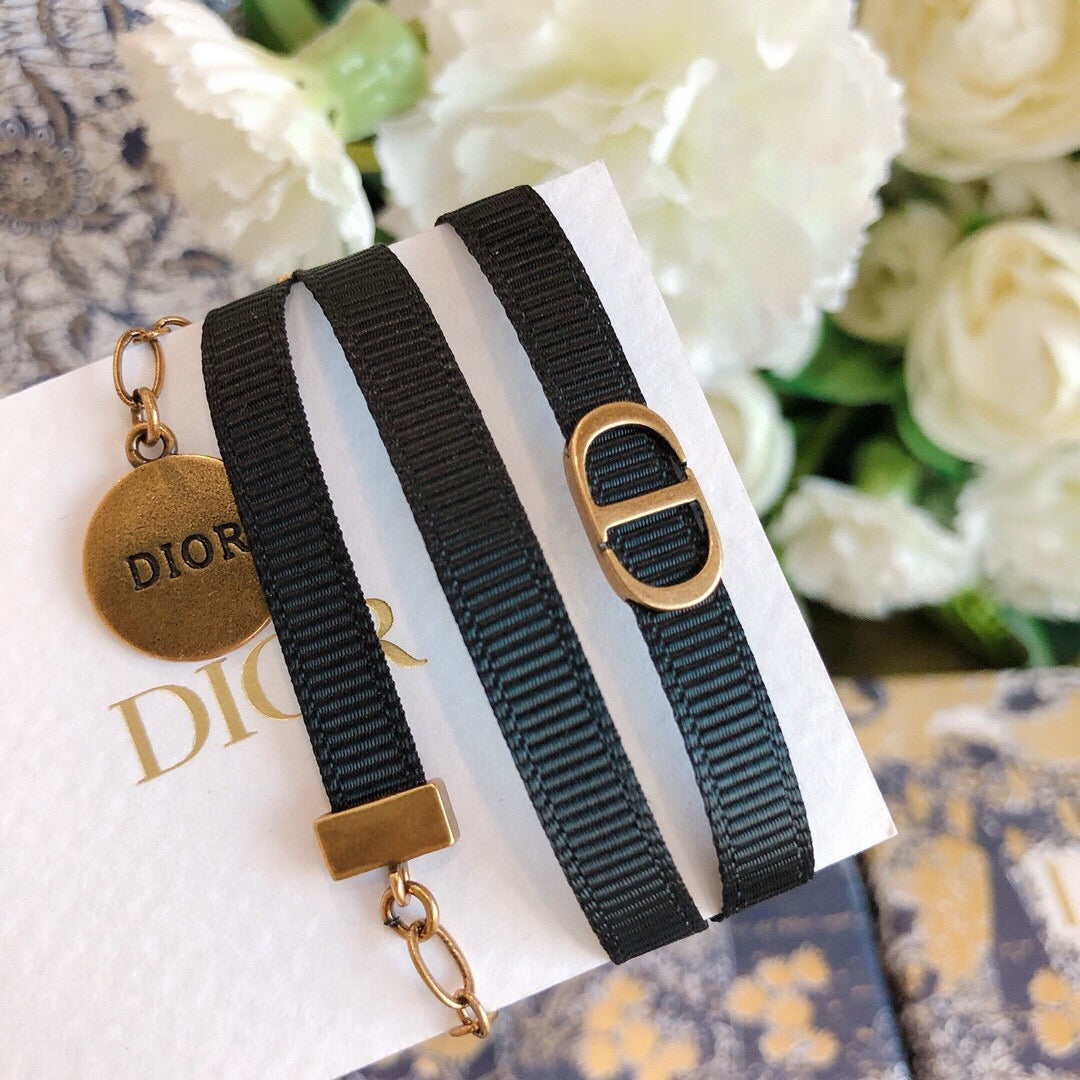 Dior necklace